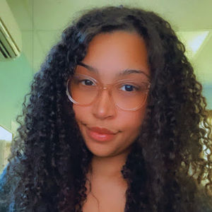 Meet your Posher, Iman